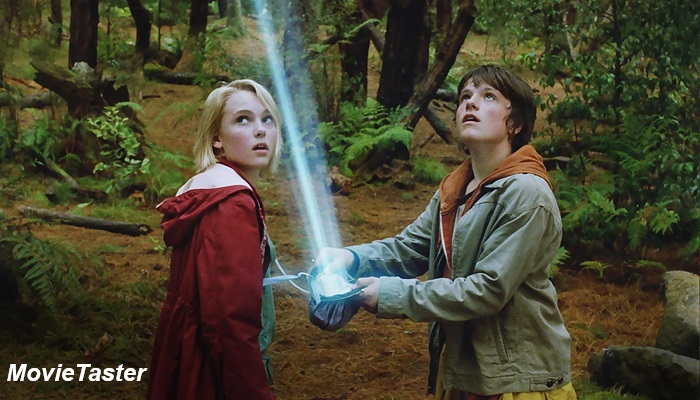 watching top 10 best movies similar to harry potter 